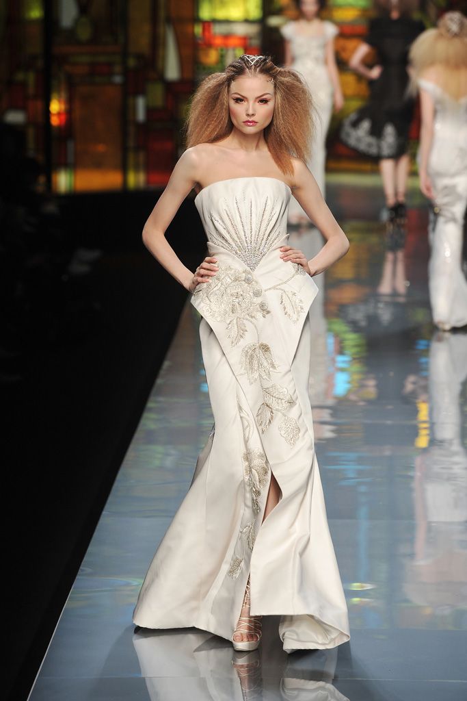 Christian Dior S/S 09 Couture Look 133