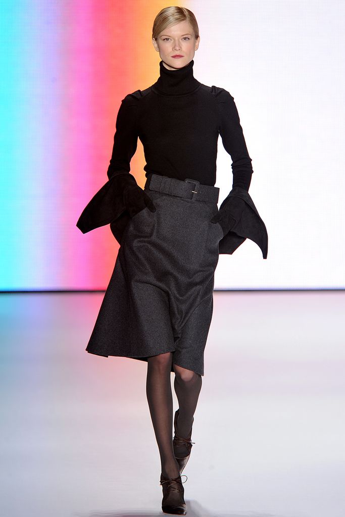 Carolina Herrera F/W 11 Look 10