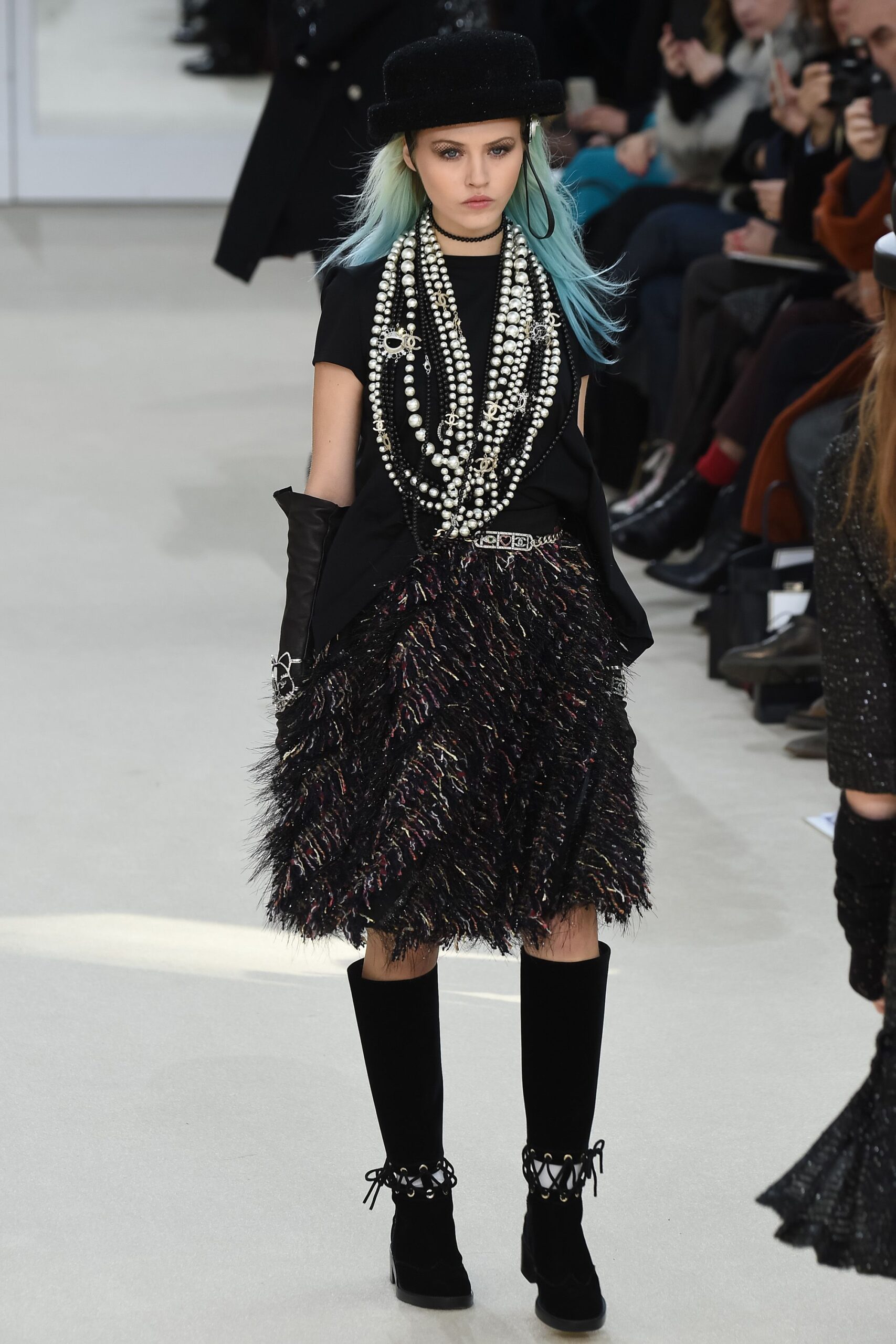 Chanel F/W 16 Look 1062
