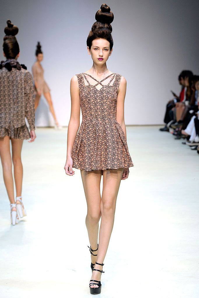 Danielle Scutt S/S 10 Look 15
