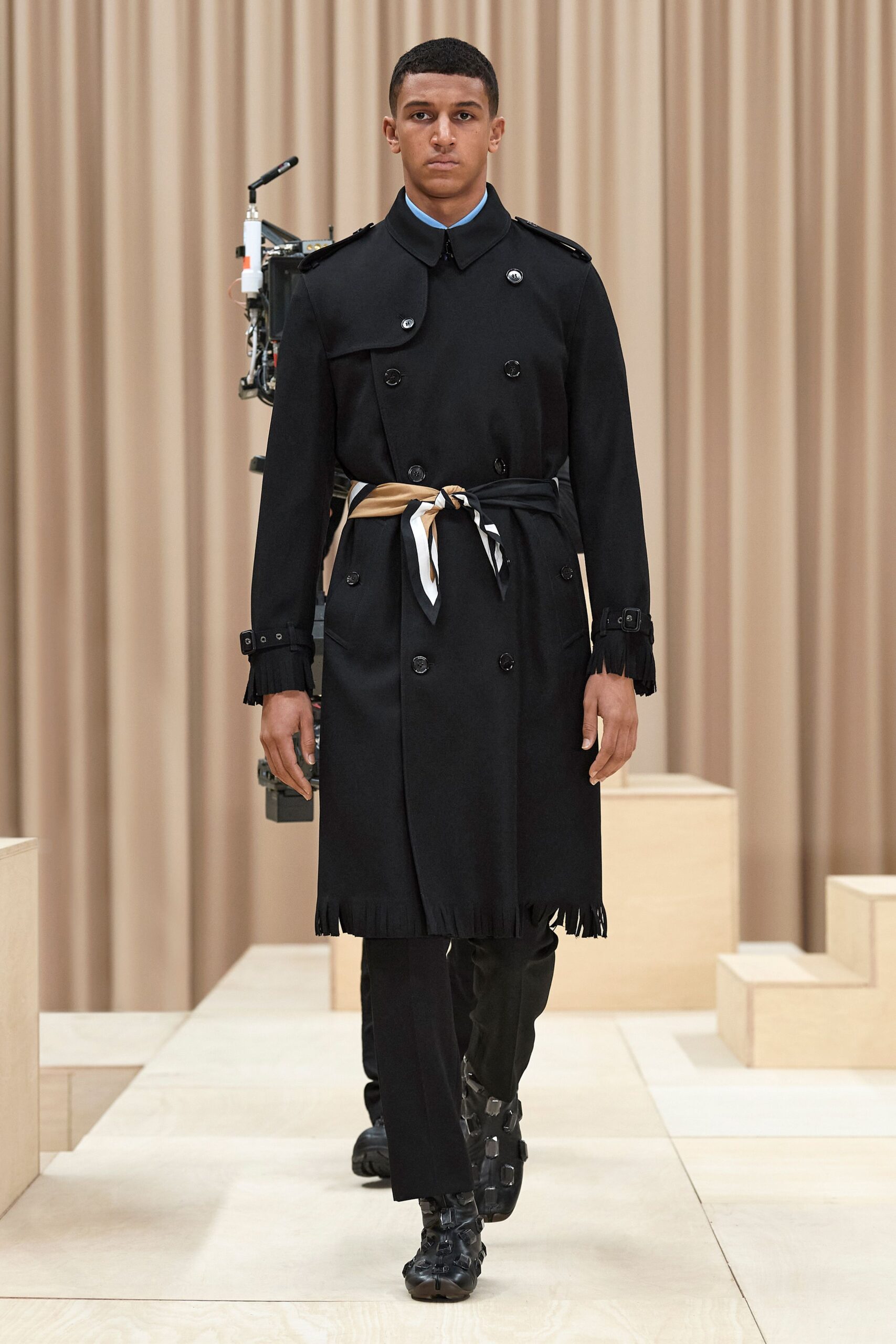 Burberry F/W 21 Menswear Look 233