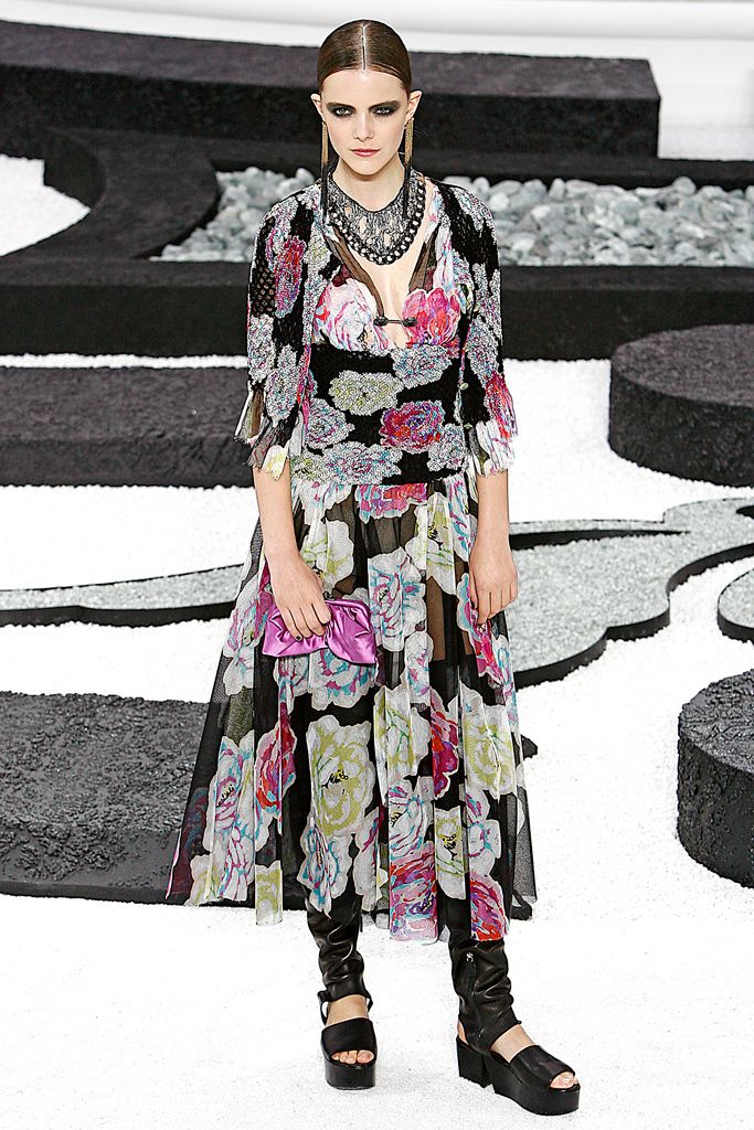Chanel S/S 11 Look 256