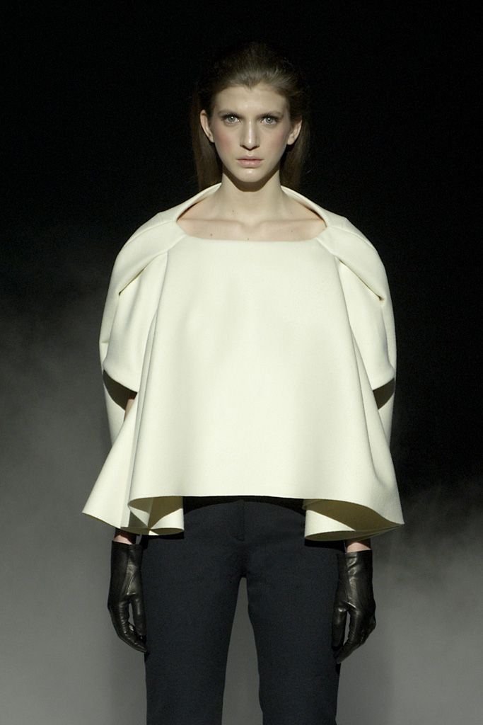 Chalayan F/W 11 Look 36