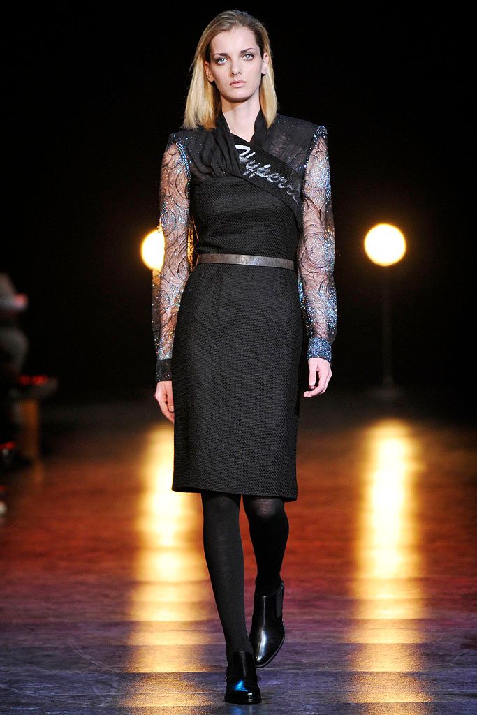 Chalayan F/W 10 Look 51