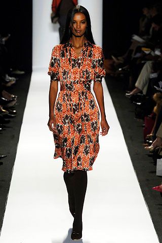 Carolina Herrera F/W 06 Look 20