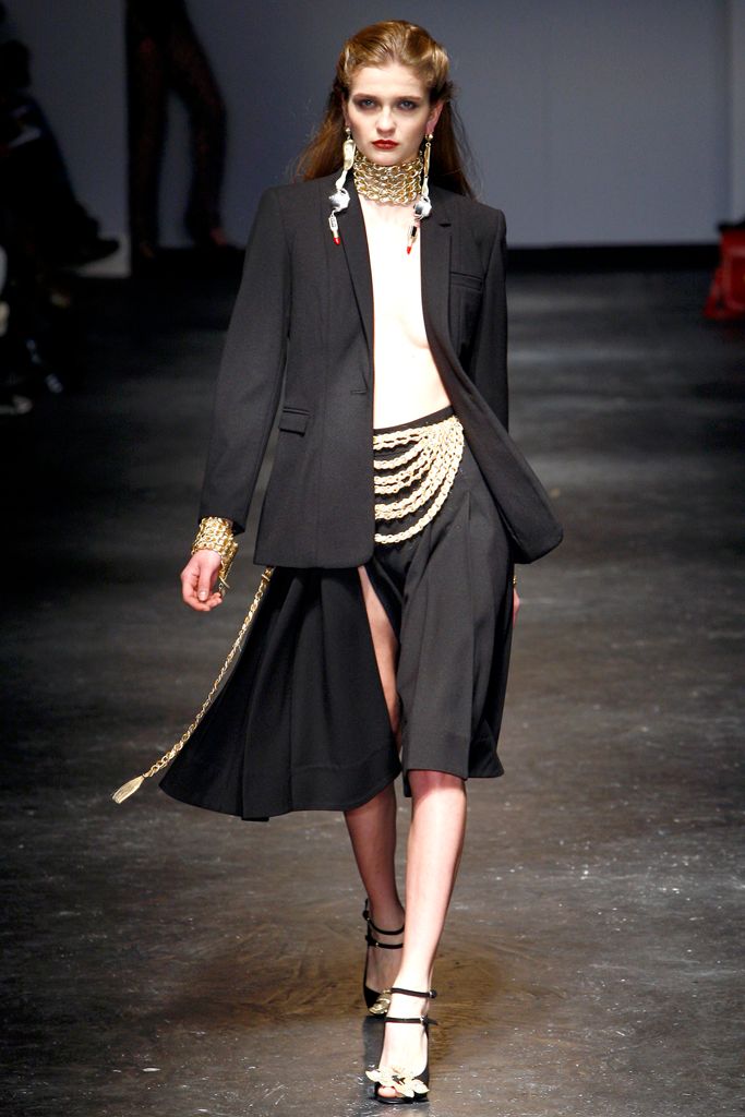 Danielle Scutt Fall 2011 Ready-to-Wear