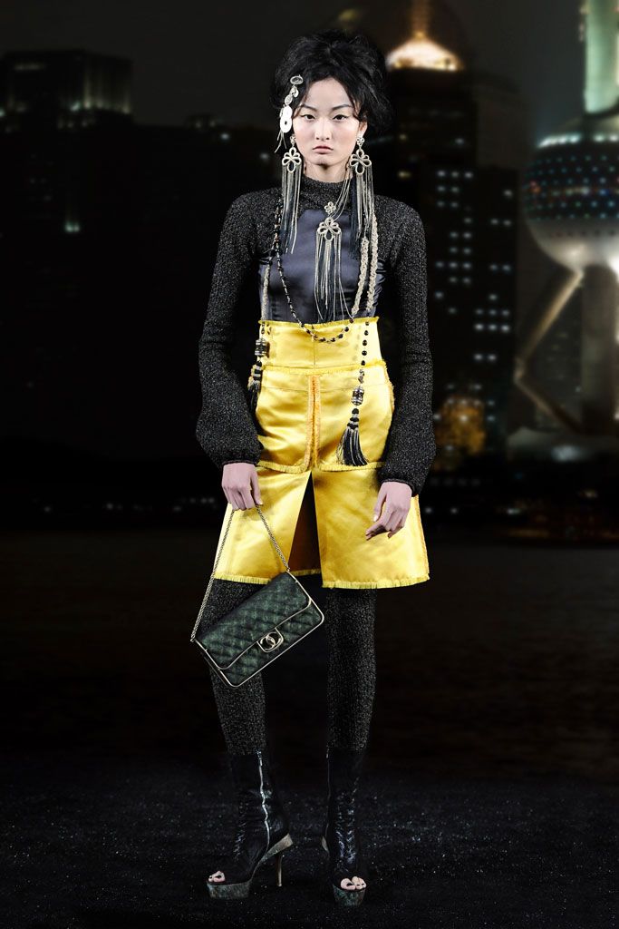 Chanel F/W 10 Look 250