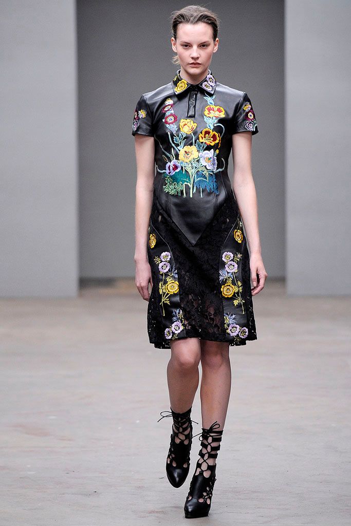 Christopher Kane F/W 10 Look 43