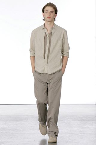 beige shirt with narrow tie