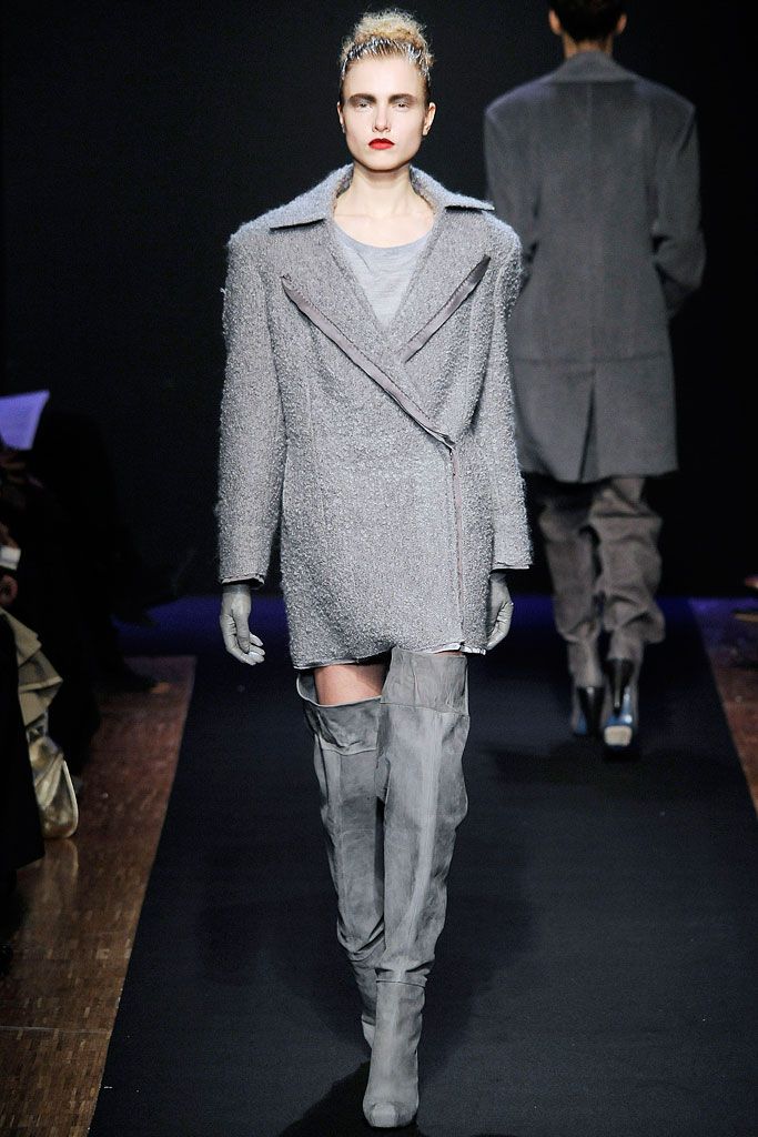 Costume National F/W 09 Look 16