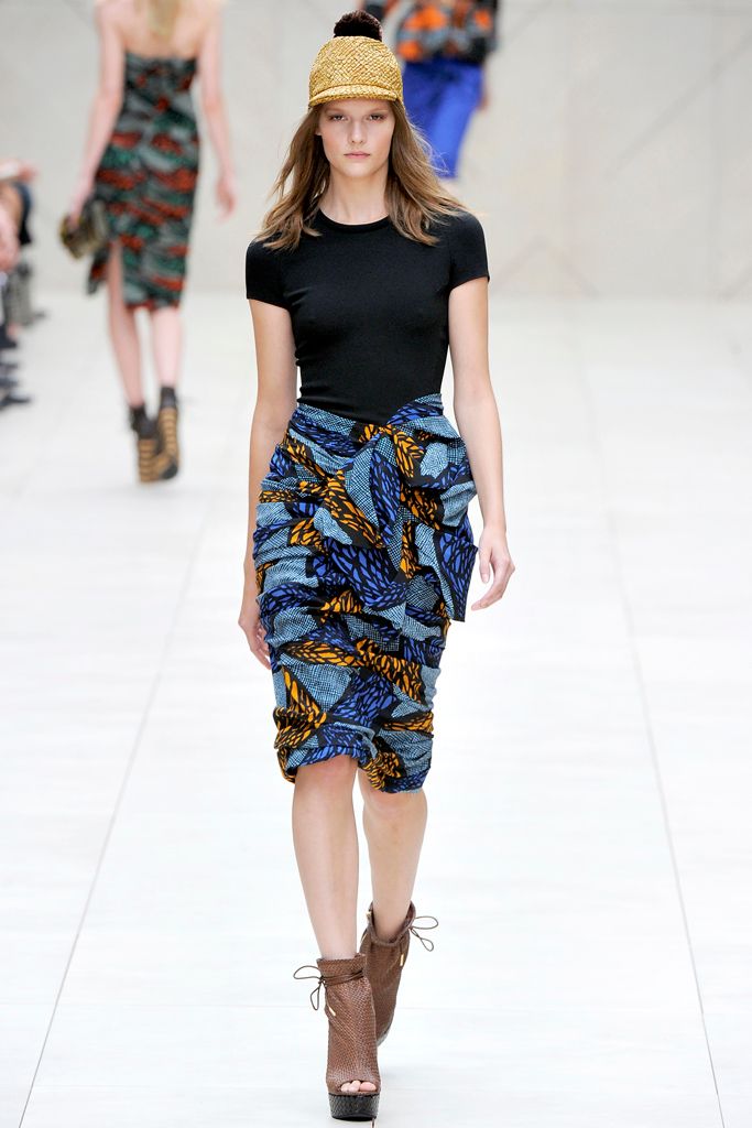 Burberry S/S 12 Look 96