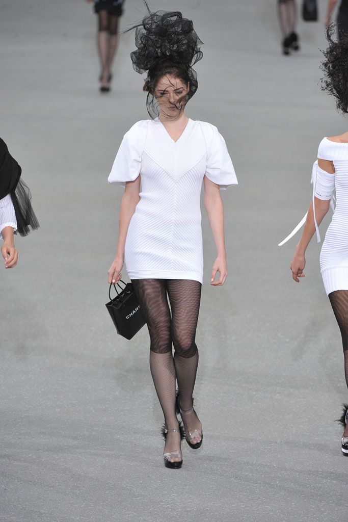 Chanel S/S 09 Look 218