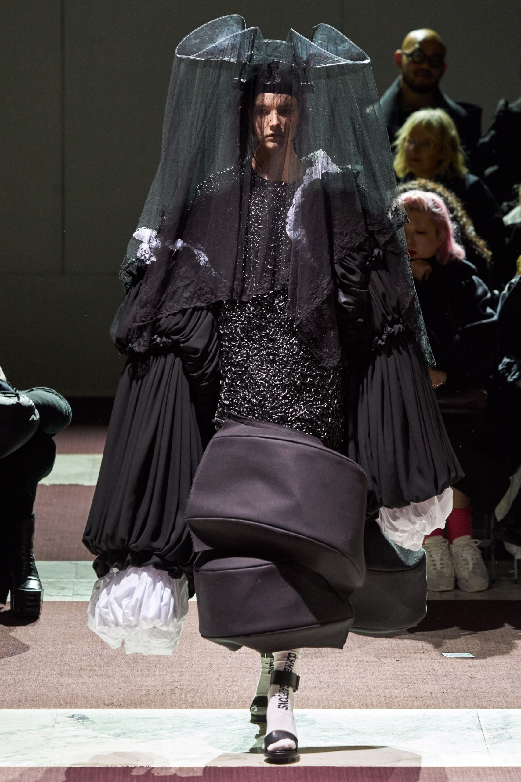 Comme des Garçons F/W 20 Look 122
