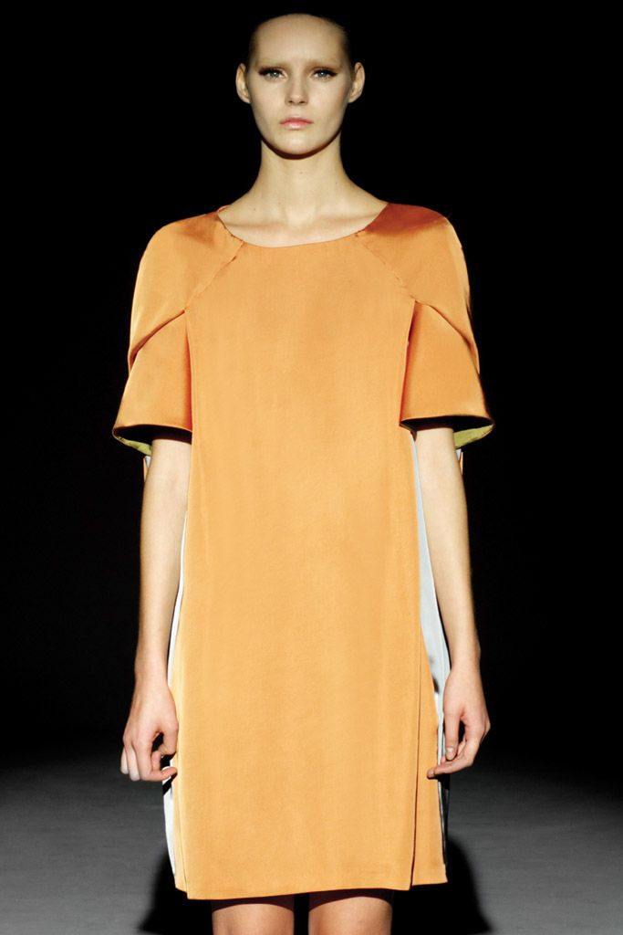 Chalayan S/S 11 Look 176