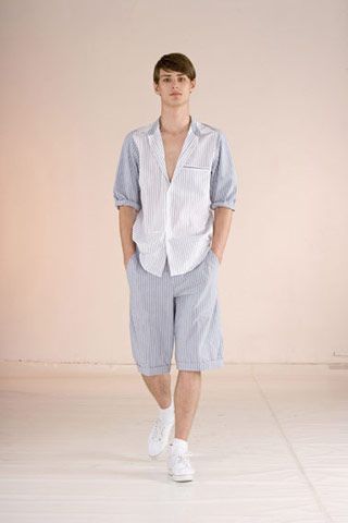 blue striped short-sleeve shirt