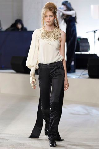 Chanel F/W 08 Look 334