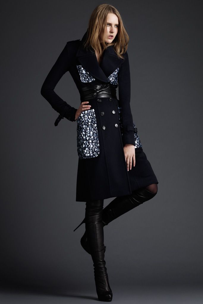 Burberry F/W 11 Look 218