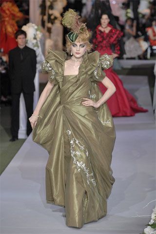 Christian Dior F/W 07 Couture Look 113