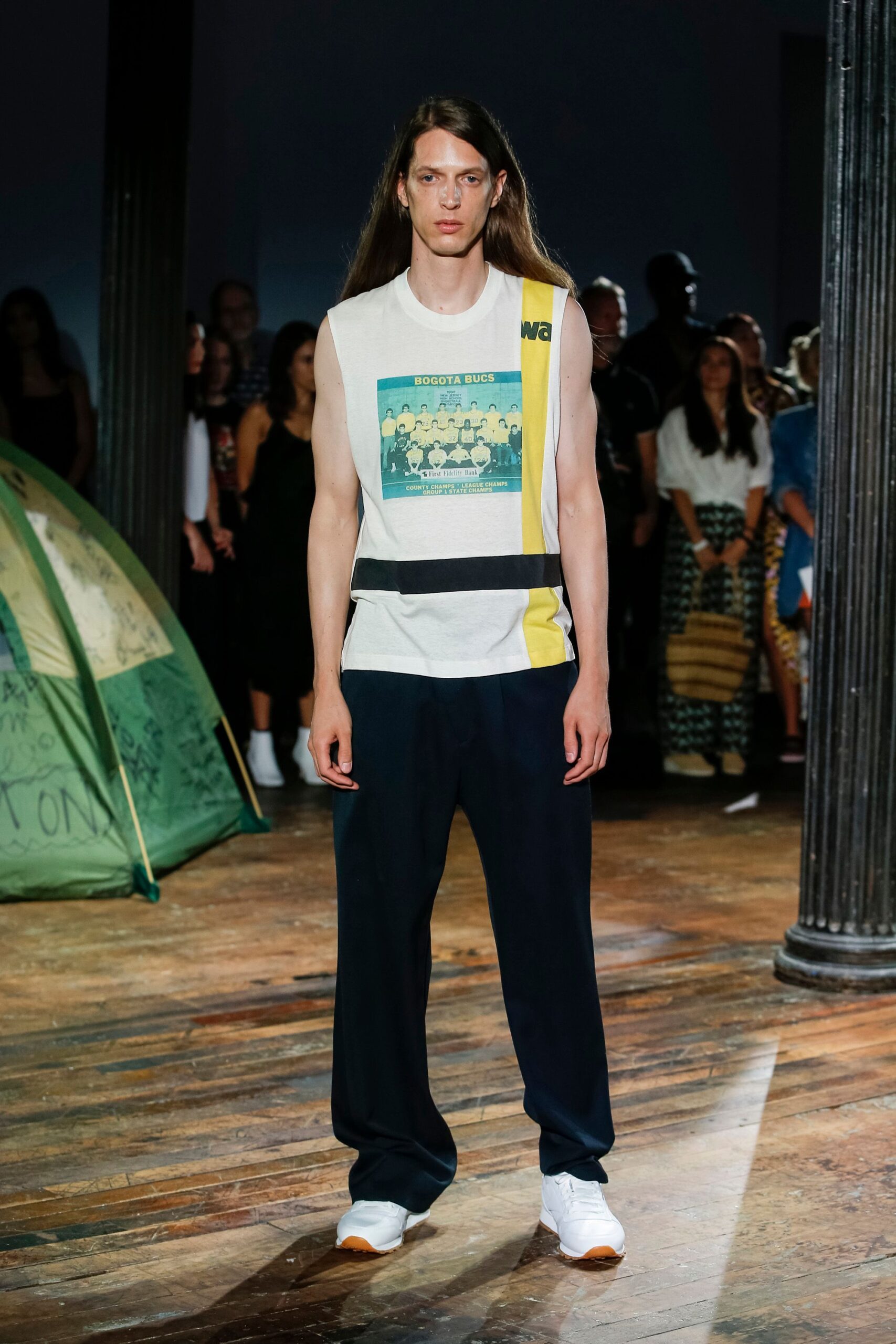 white jersey sleeveless high-neck relaxed printed color-blocked t-shirt