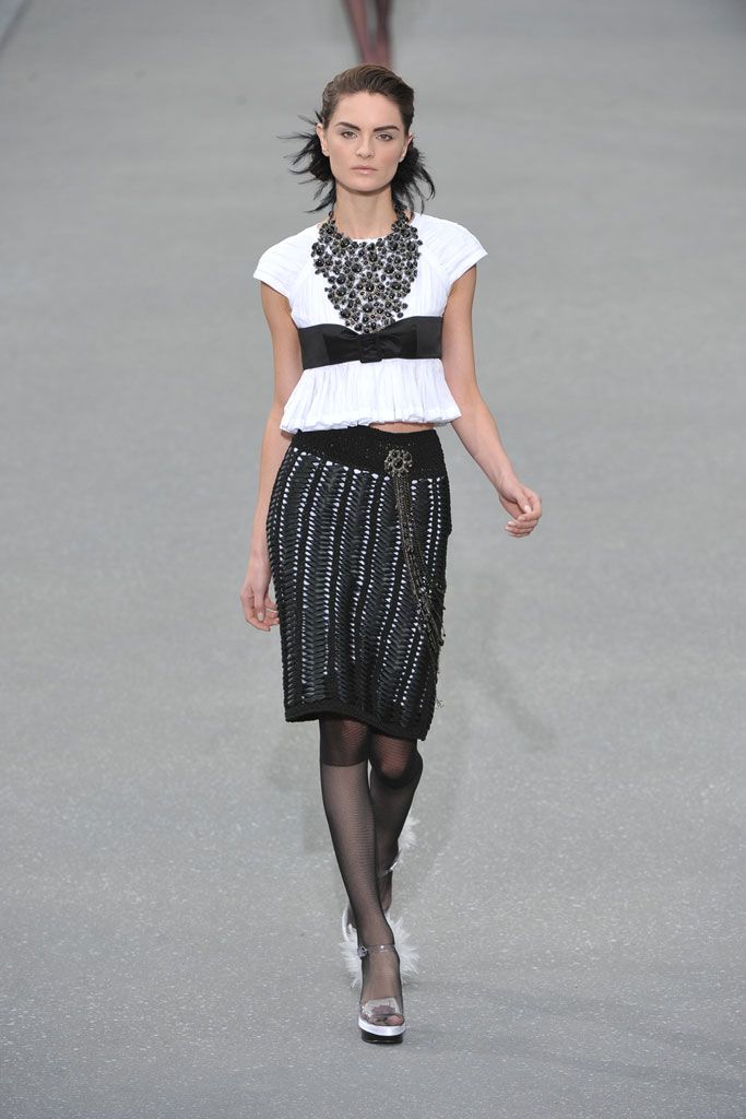 Chanel S/S 09 Look 83