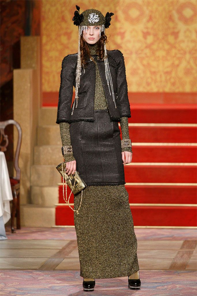 Chanel F/W 09 Look 64