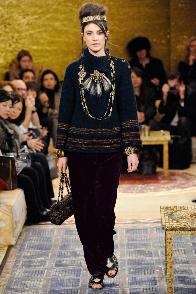 Chanel F/W 11 Look 229