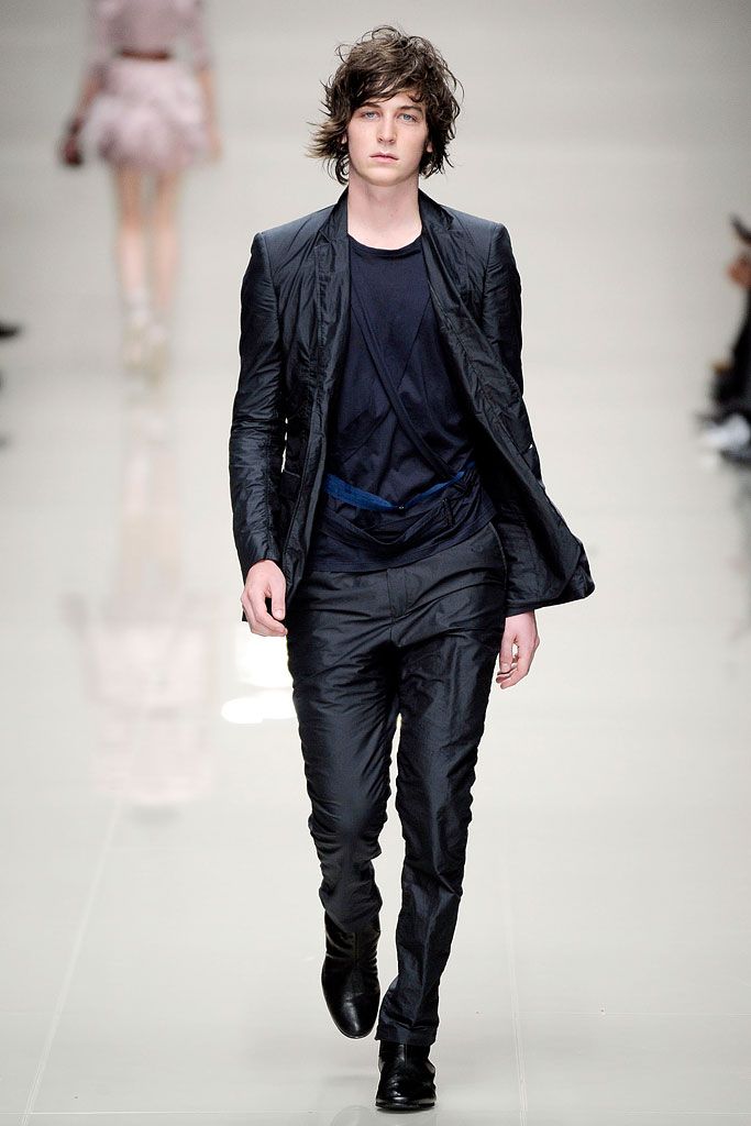 Burberry S/S 10 Look 201