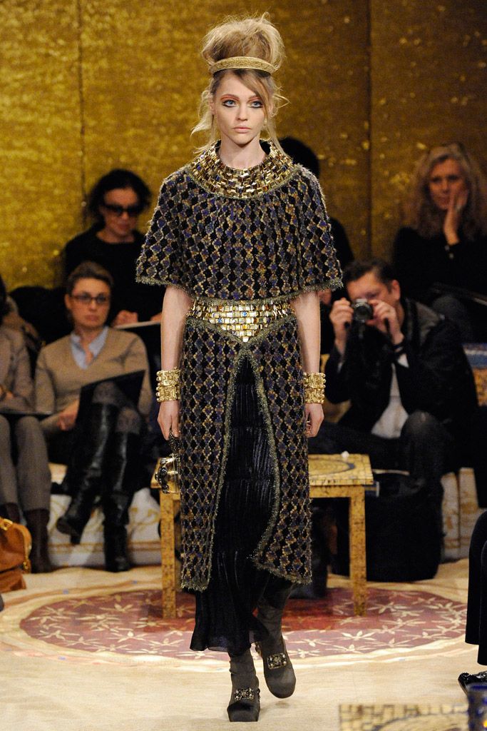 Chanel F/W 11 Look 350