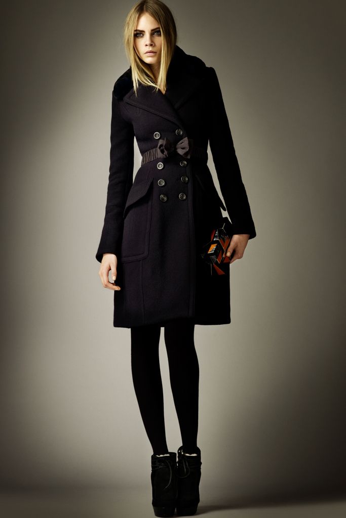 Burberry F/W 12 Look 143
