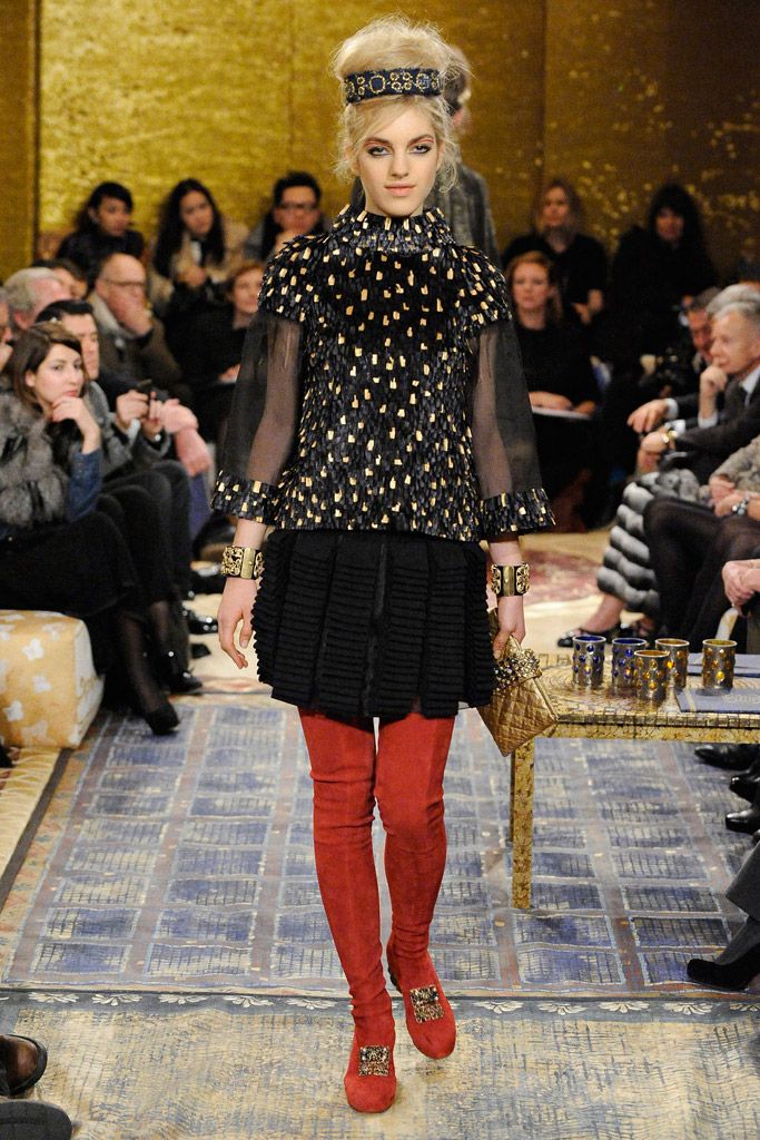 Chanel F/W 11 Look 374