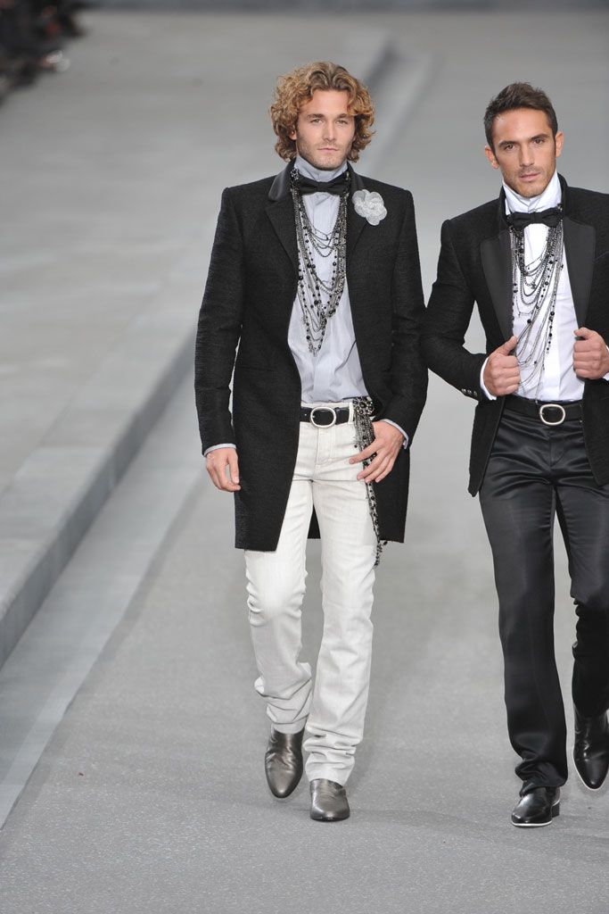 Chanel S/S 09 Look 412