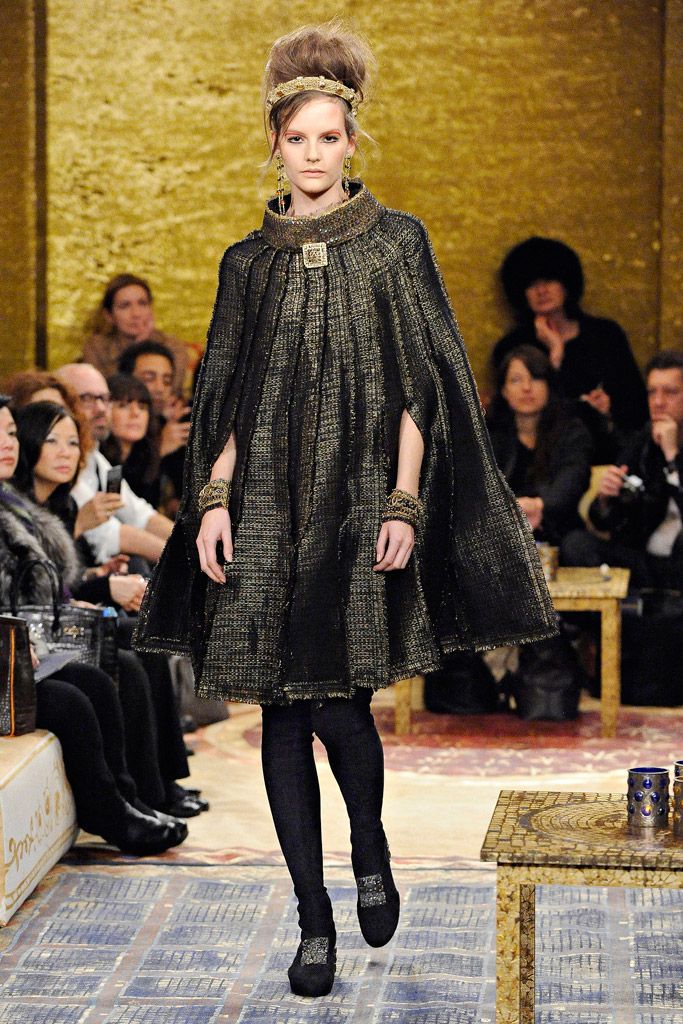Chanel F/W 11 Look 376