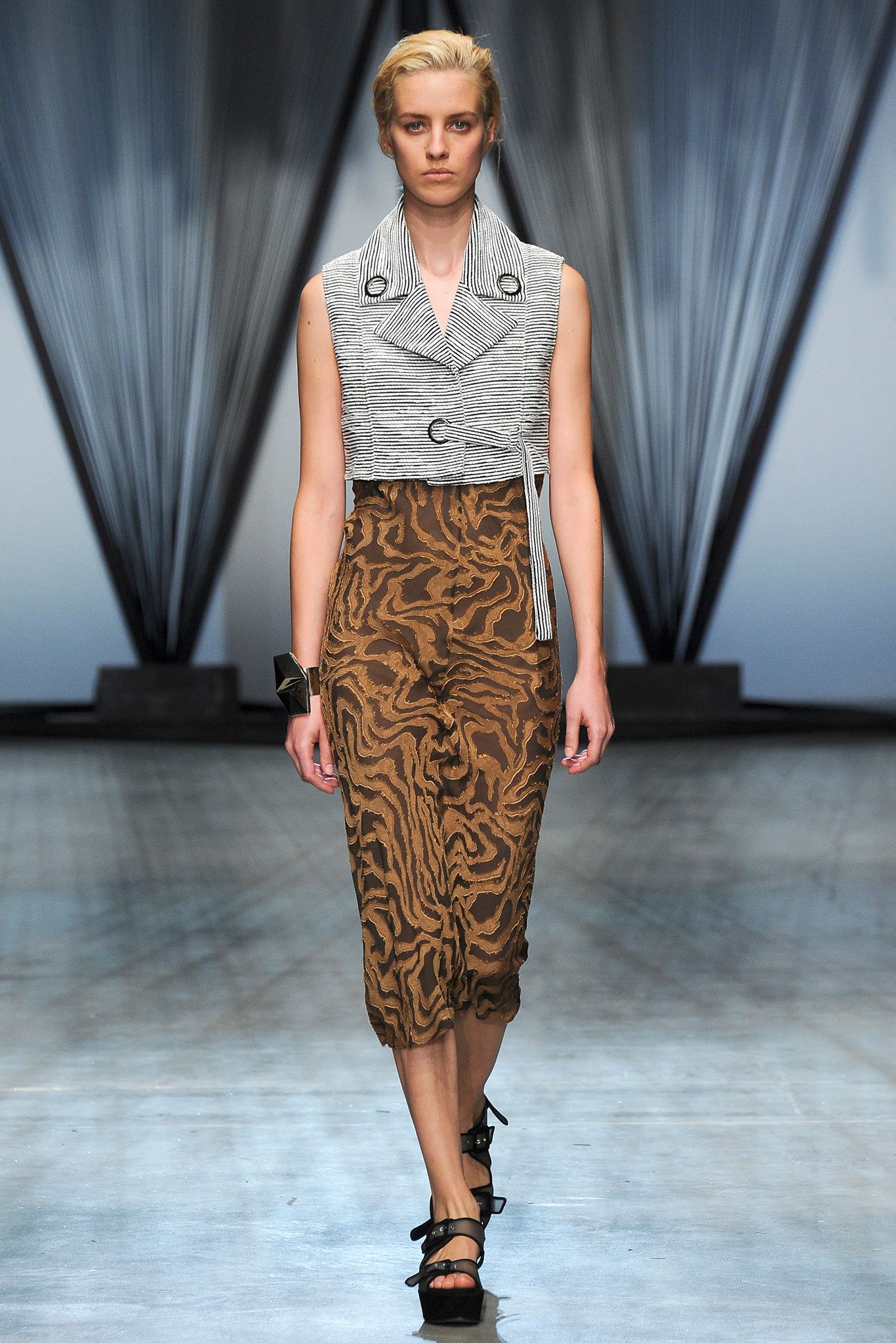 Damir Doma S/S 15 Look 32