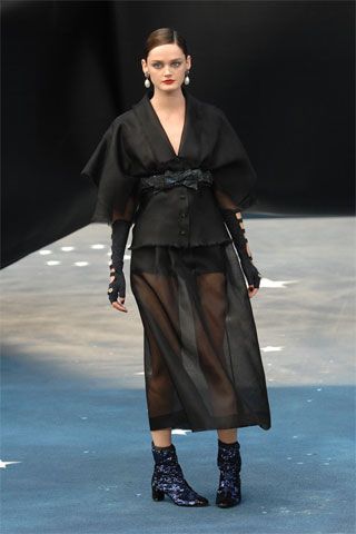 Chanel S/S 08 Look 323