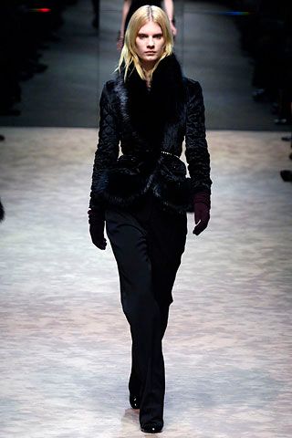 Burberry F/W 06 Look 191