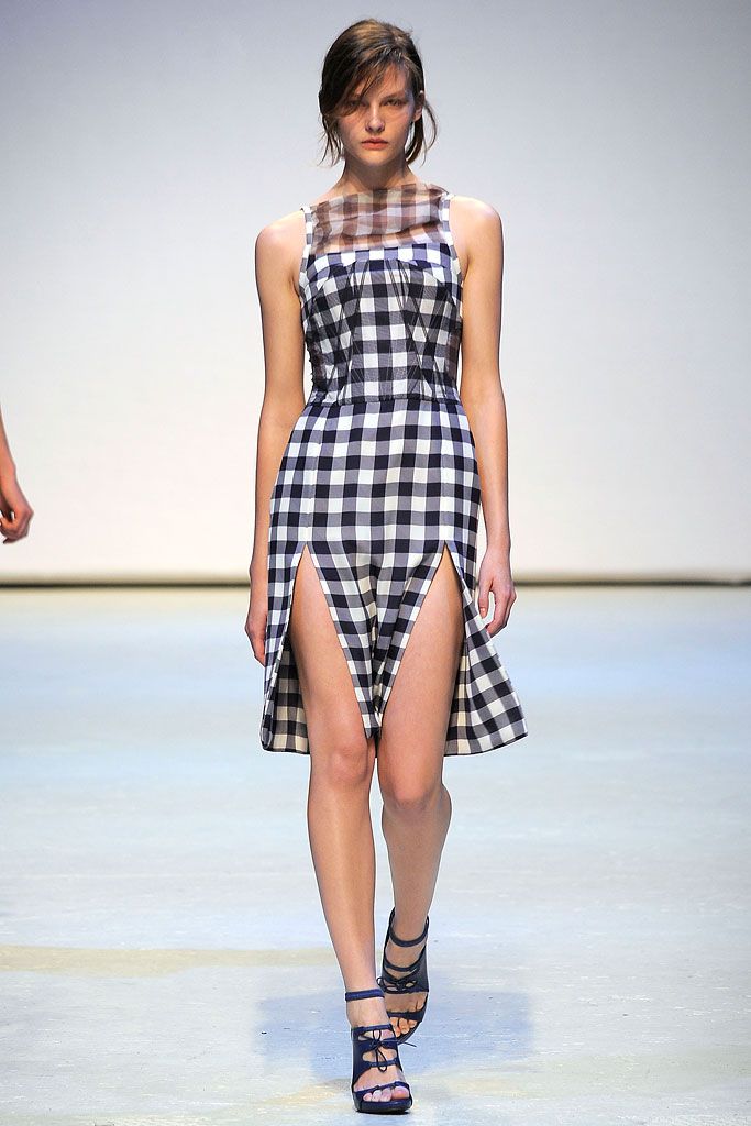 Christopher Kane S/S 10 Look 36