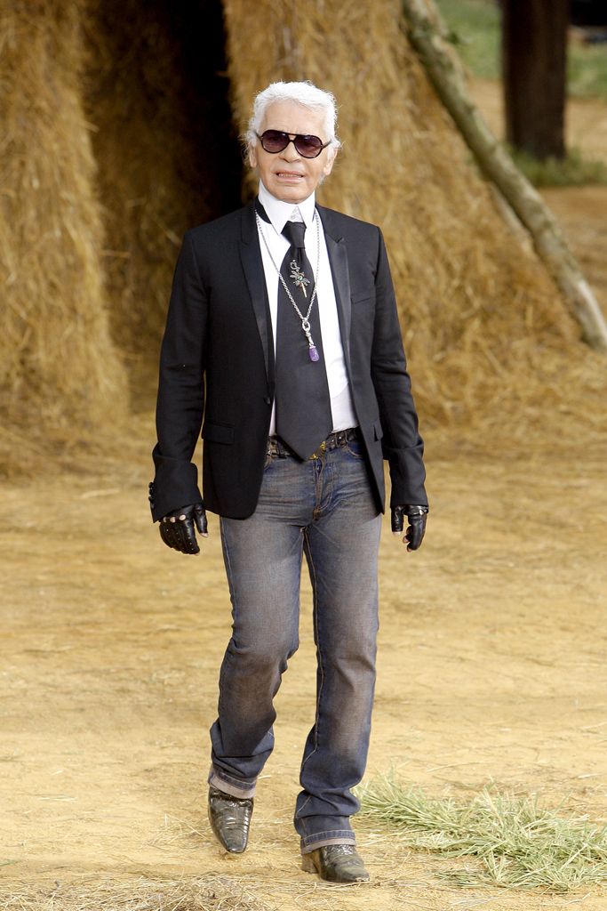 Chanel S/S 10 Look 446