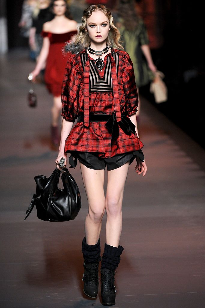 Christian Dior F/W 11 Look 206
