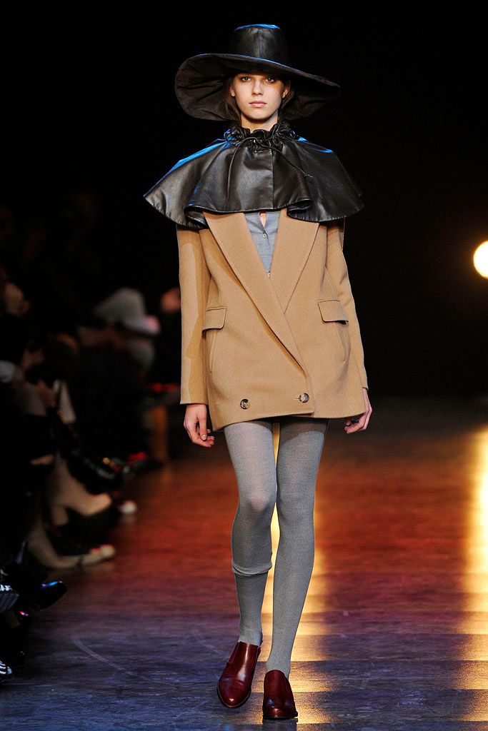 Chalayan F/W 10 Look 155
