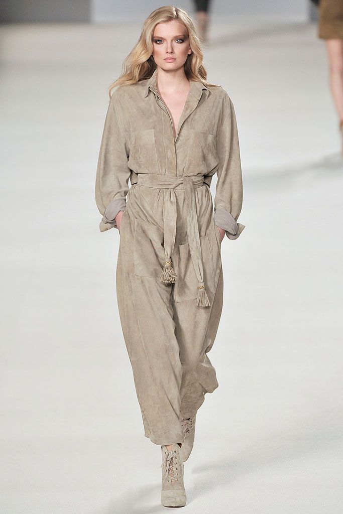 Chloé F/W 09 Look 36