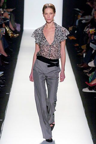 Carolina Herrera F/W 05 Look 9
