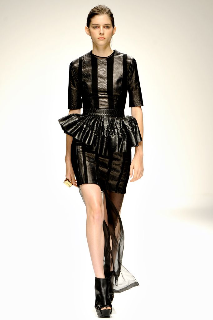 David Koma S/S 11 Look 21