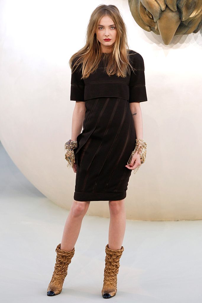Chanel F/W 10 Couture Look 126