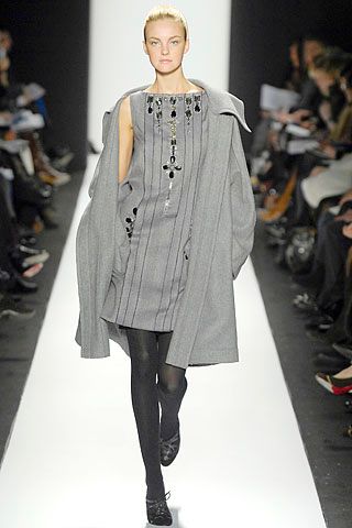 Carolina Herrera F/W 07 Look 42