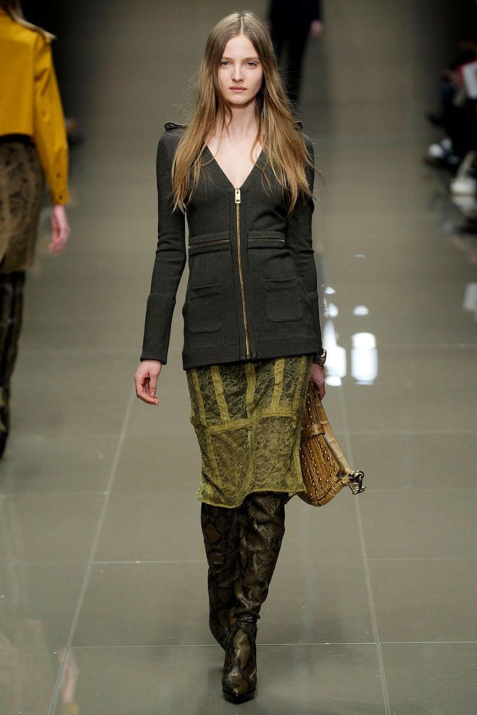Burberry F/W 10 Look 87