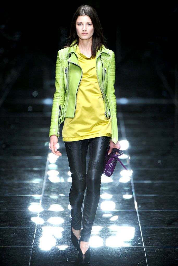 Burberry S/S 11 Look 29