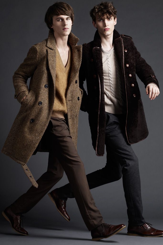 Burberry F/W 11 Look 68
