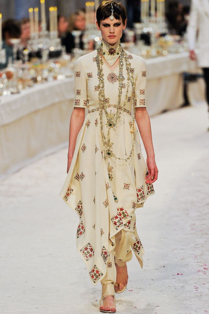 Chanel F/W 12 Look 401