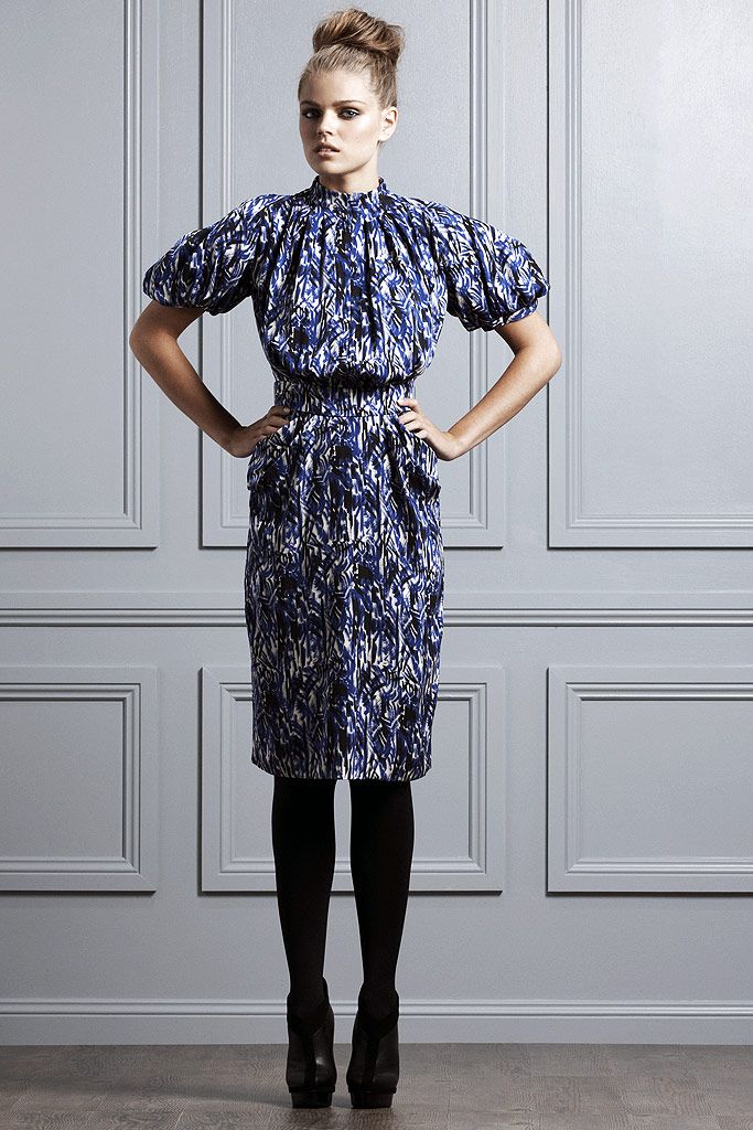 Collette Dinnigan F/W 10 Look 60