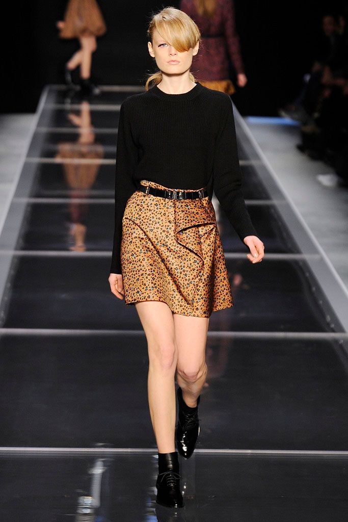 Cacharel F/W 10 Look 40